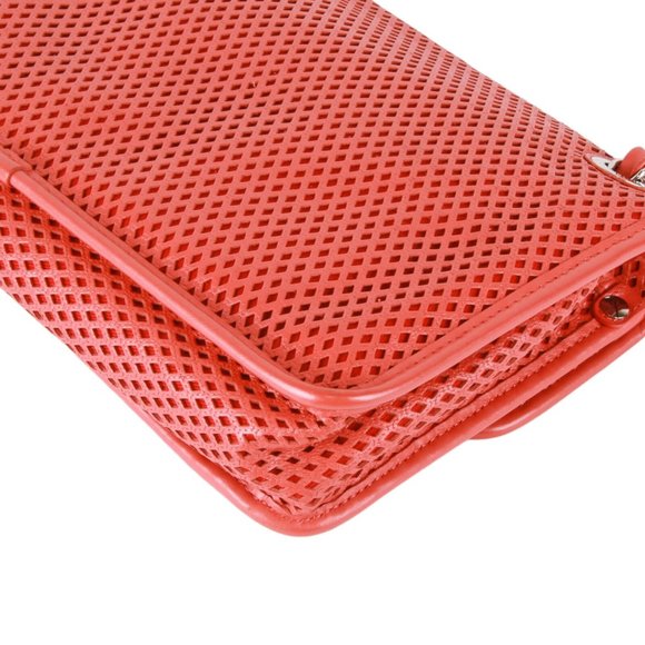 Authentic Chanel red leather Matelassé chain shoulder bag - Picture 13 of 16